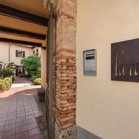 La Corte Di Lurago Lurago dʼErba