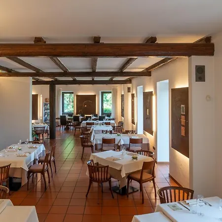 Hotel La Corte Di Lurago 2*