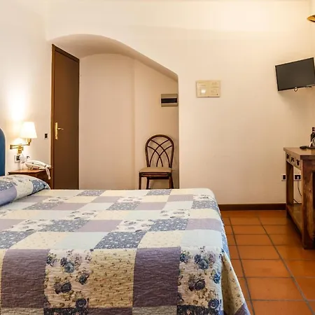 Hotel La Corte Di Lurago Lurago D'Erba
